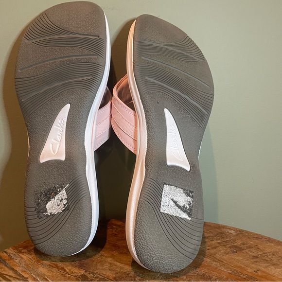 Cloudsteppers by Clarks Cushion Soft LIGHT PINK Flip Flop Size 11 M - Picture 10 of 14